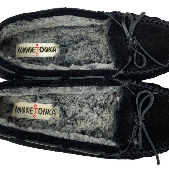 Minnetonka Women’s Black Suede Moccasin Slippers — Size 8M, Faux-Fur Lined - Picture 3 of 7